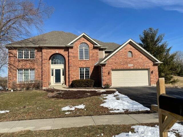 Property Photo:  26W050 Wood Lark Drive  IL 60188 