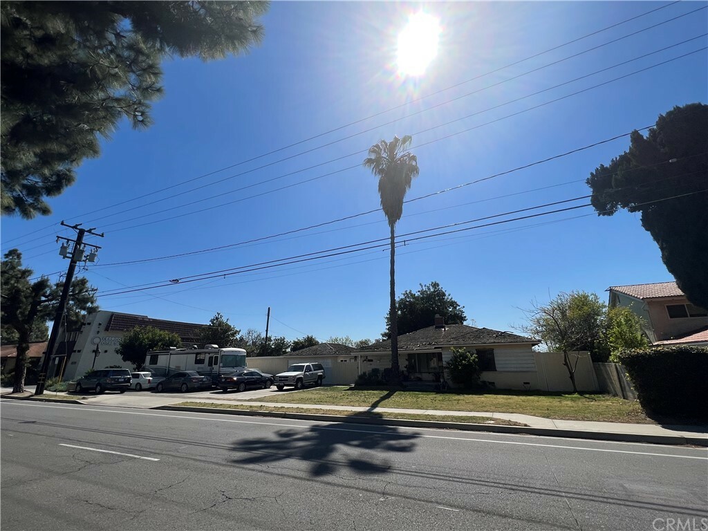 Property Photo:  13730 Artesia Boulevard  CA 90703 