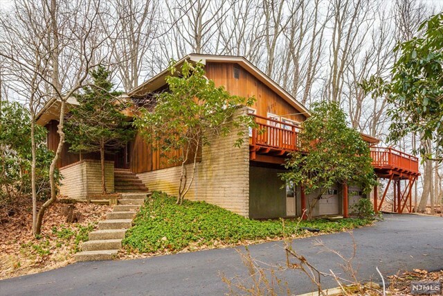 Property Photo: 7 Edgewood Drive NJ 07733
