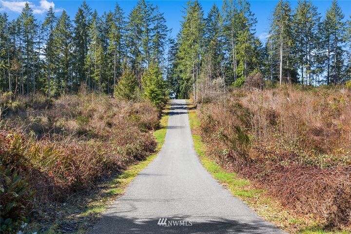 Property Photo: 6621 54th Avenue NW WA 98335