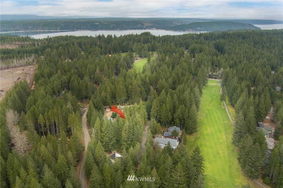 Property Photo: 100 E Fir Tree Lane WA 98592