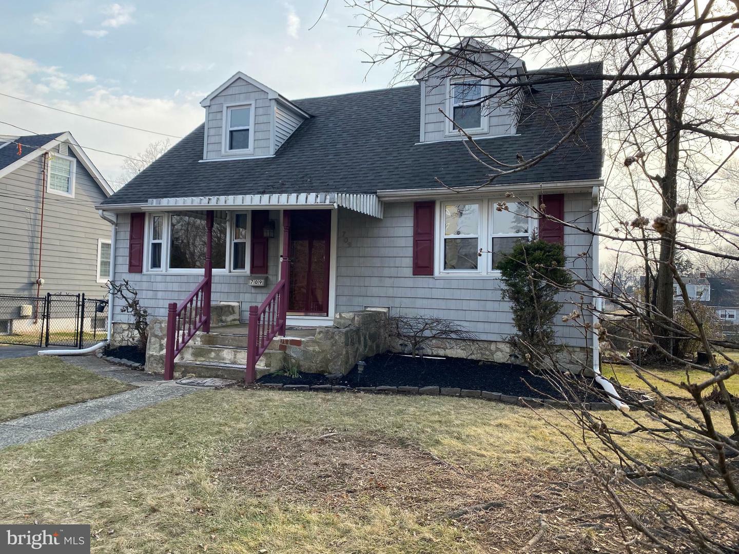 Property Photo:  709 Trumbull Avenue  NJ 08648 