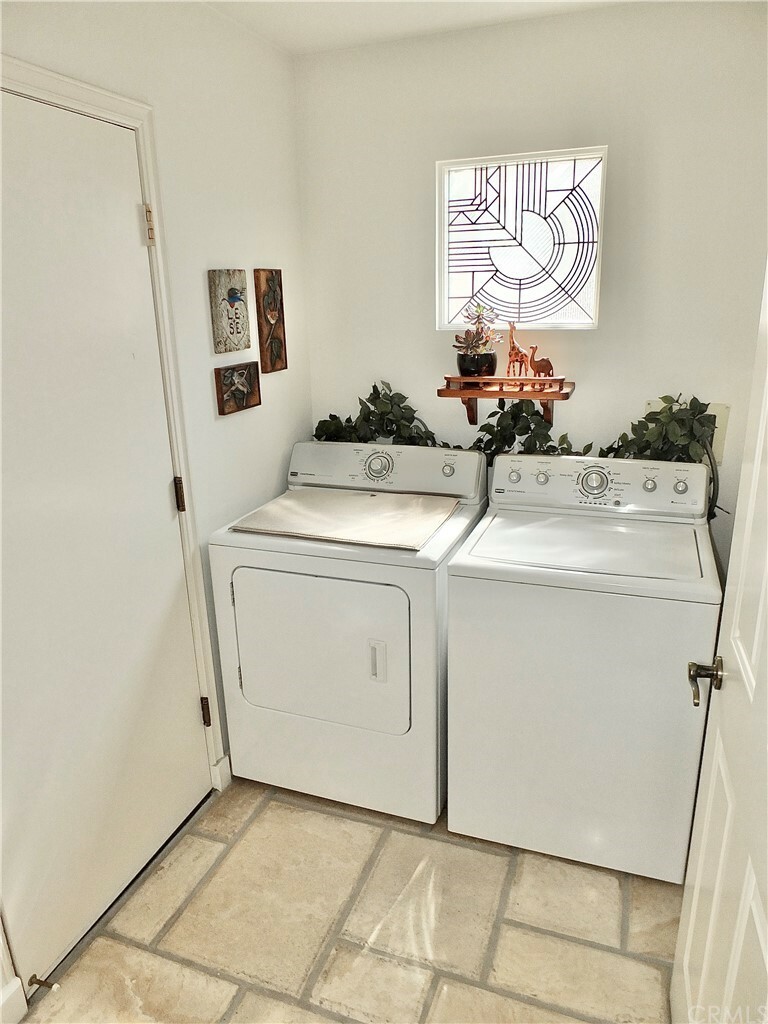 Property Photo:  335 Blue Cavern  CA 90803 