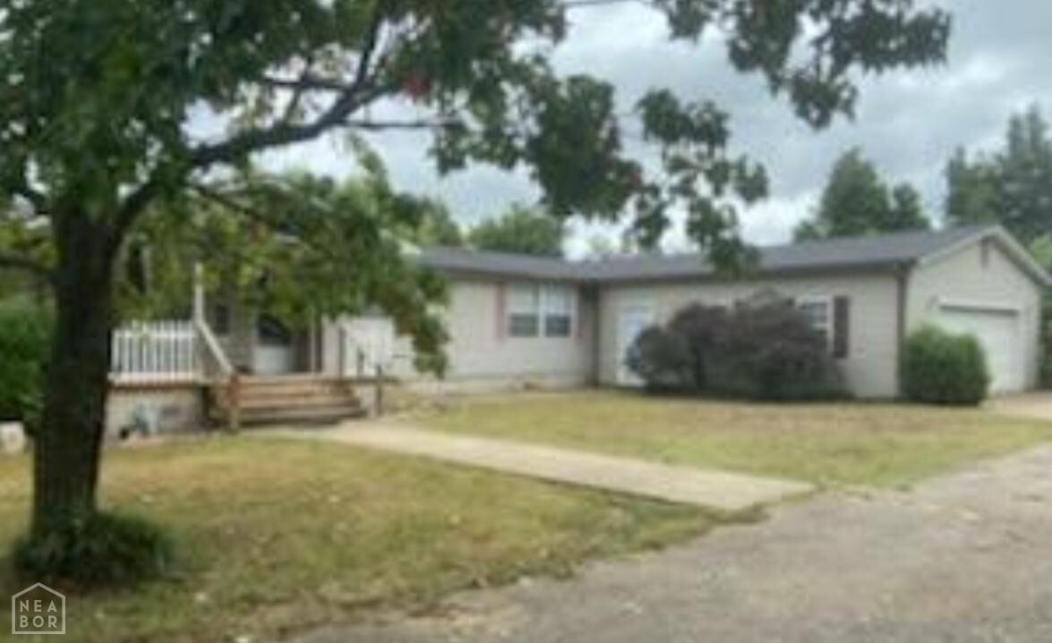 Property Photo:  1615 E County Road 194  AR 72315 
