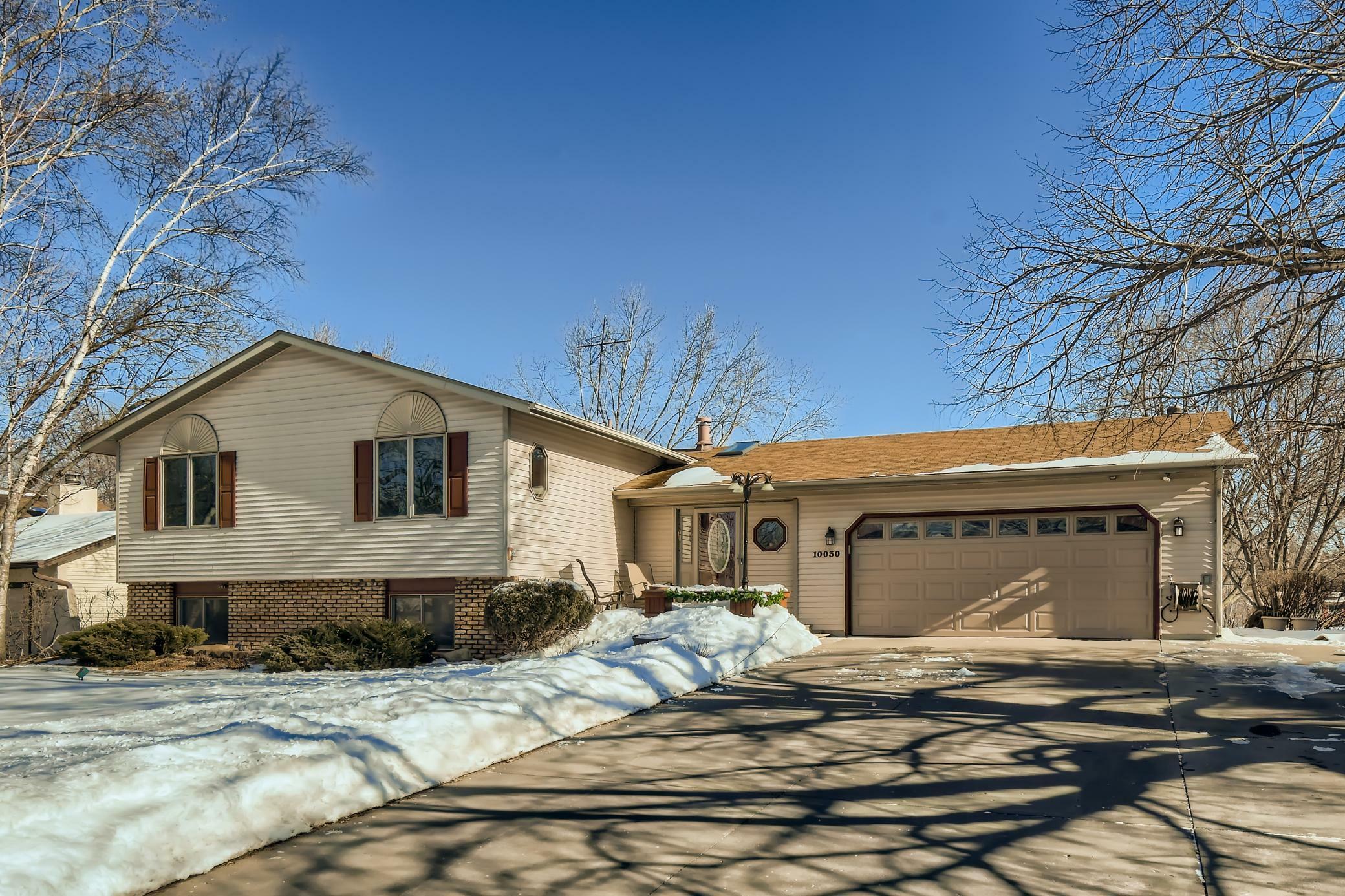 Property Photo:  10030 Saratoga Way  MN 55369 