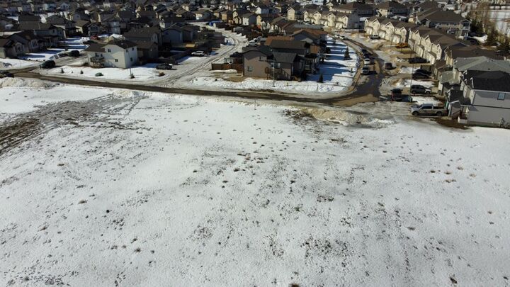 Property Photo: 10255 86 Street AB T8X 0B5