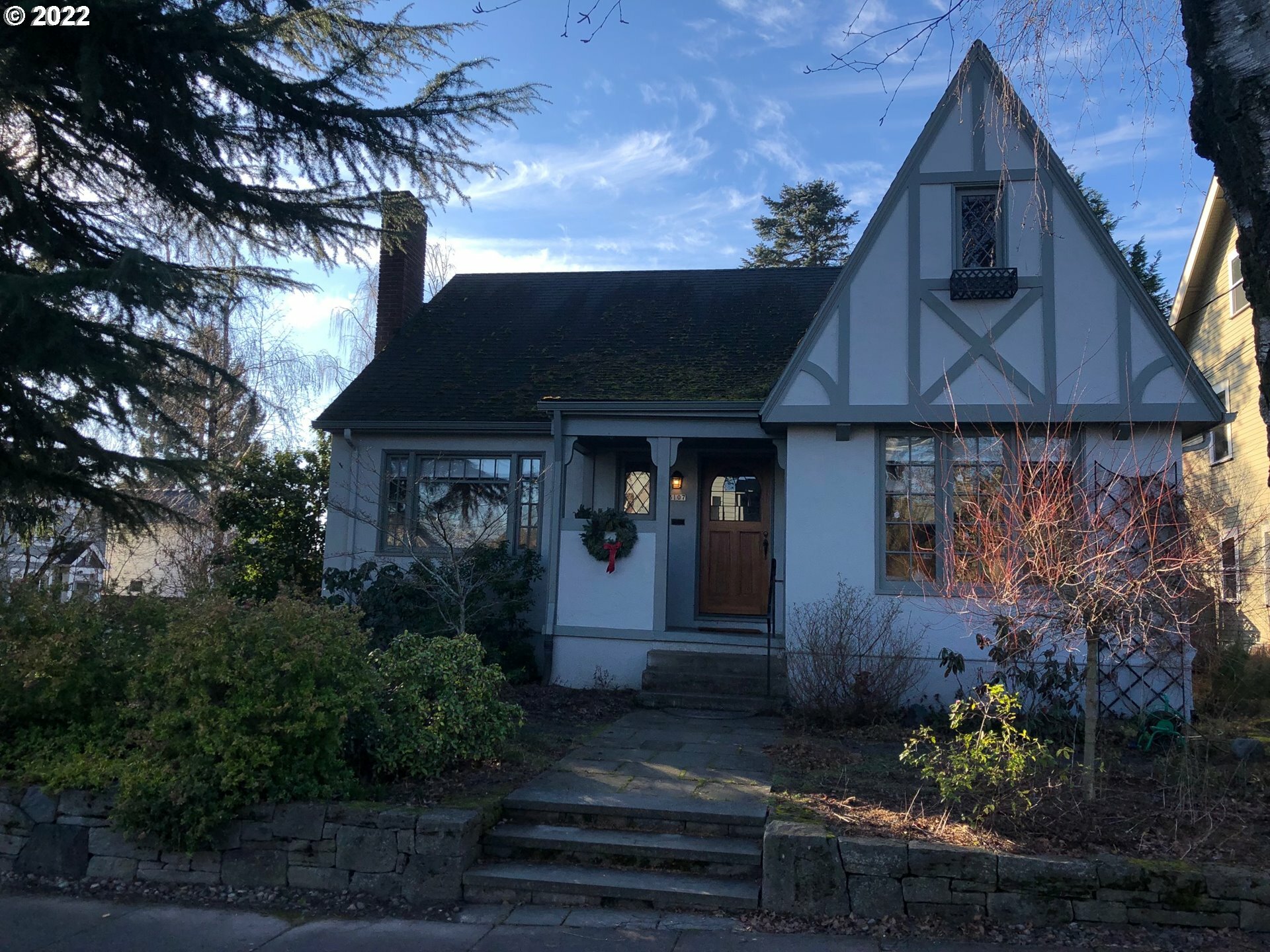 Property Photo: 3107 NE 32nd Ave OR 97212