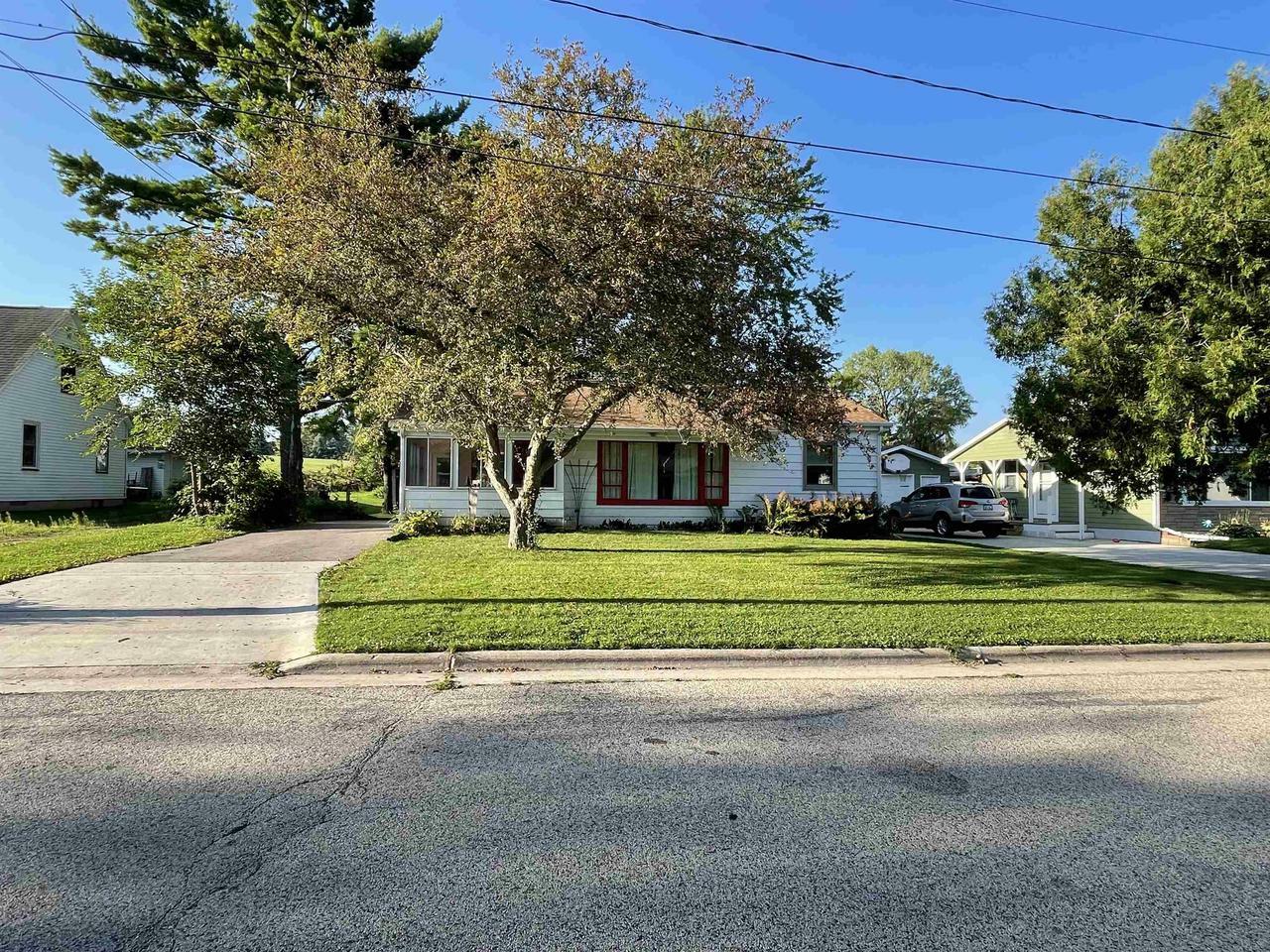 Property Photo:  715 Congress Street  WI 54971 