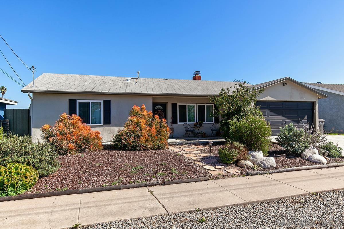 Property Photo:  9613 E. Hartland Circle  CA 92071 