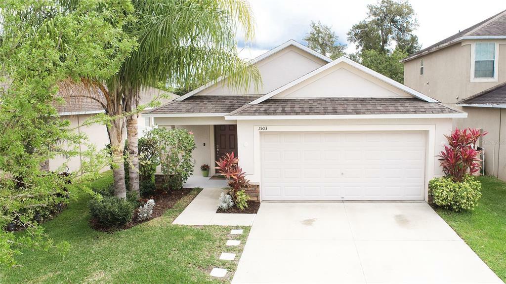 Property Photo:  1503 Trailwater Street  FL 33570 