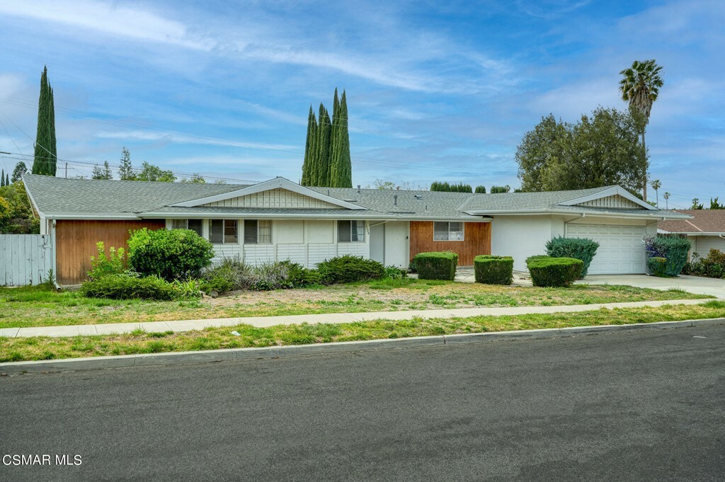 Property Photo:  1180 Coventry Drive  CA 91360 