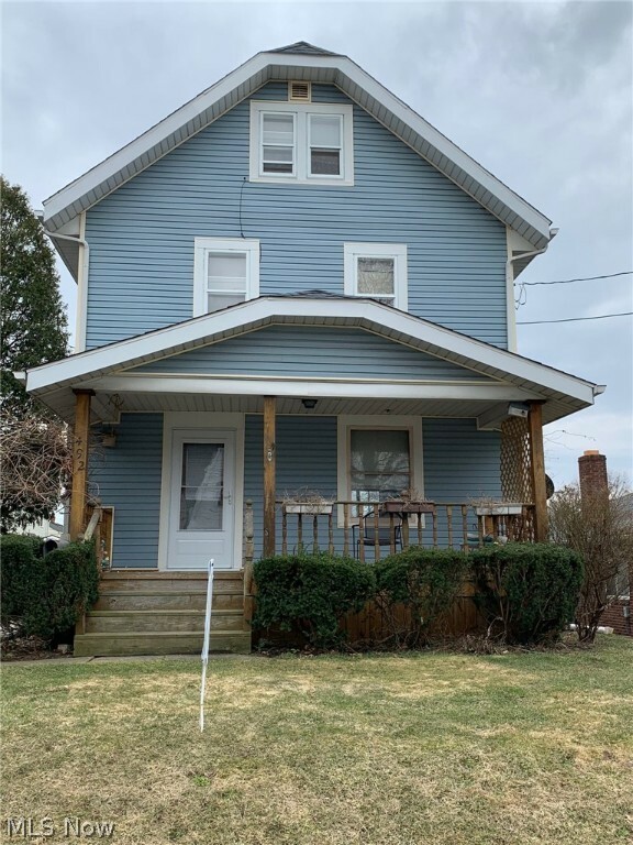 Property Photo: 492 E Wilbeth Road OH 44301