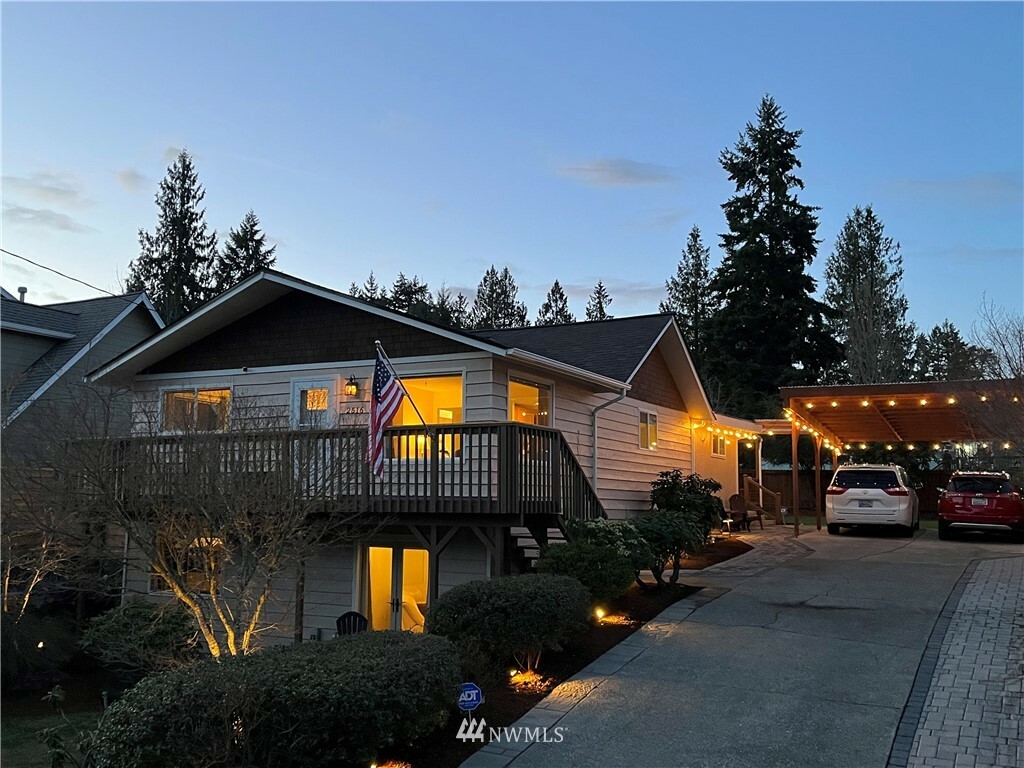 Property Photo:  2516 NE Helm Street  WA 98310 