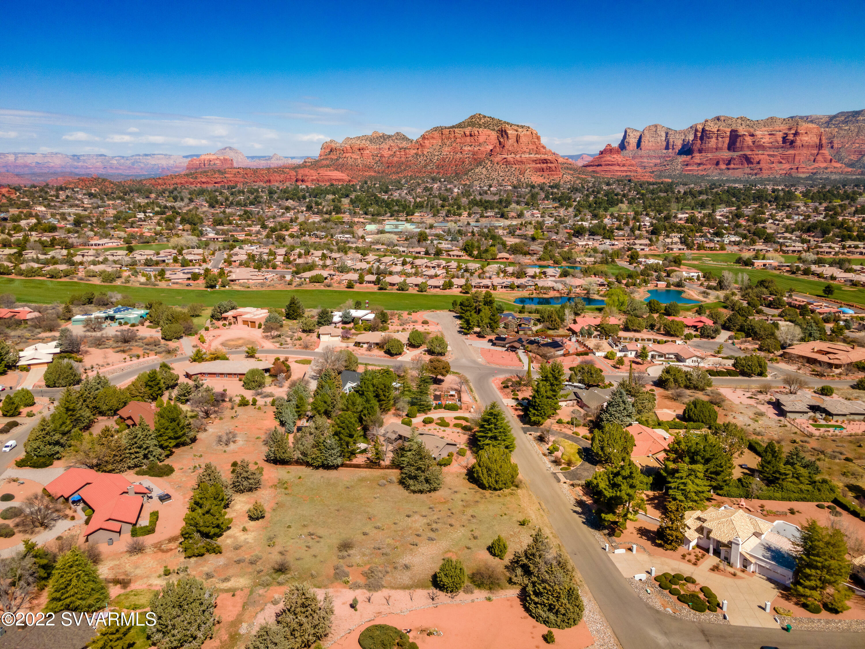 Property Photo:  985 E Saddlehorn Rd  AZ 86351 