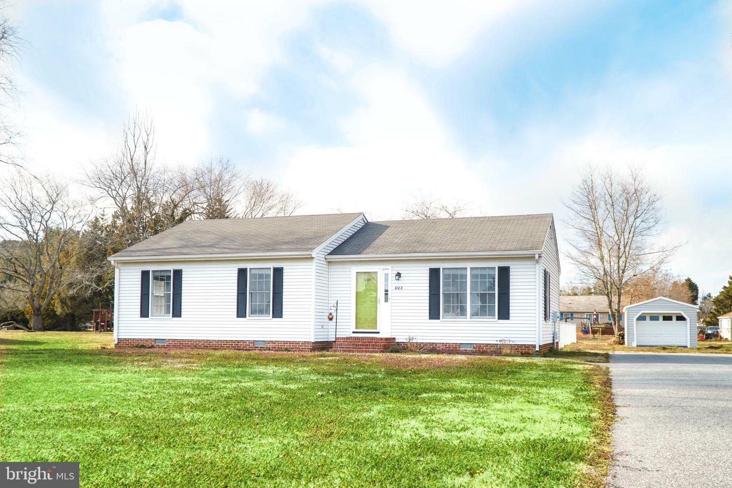 Property Photo: 6108 Ayrshire Drive MD 21801