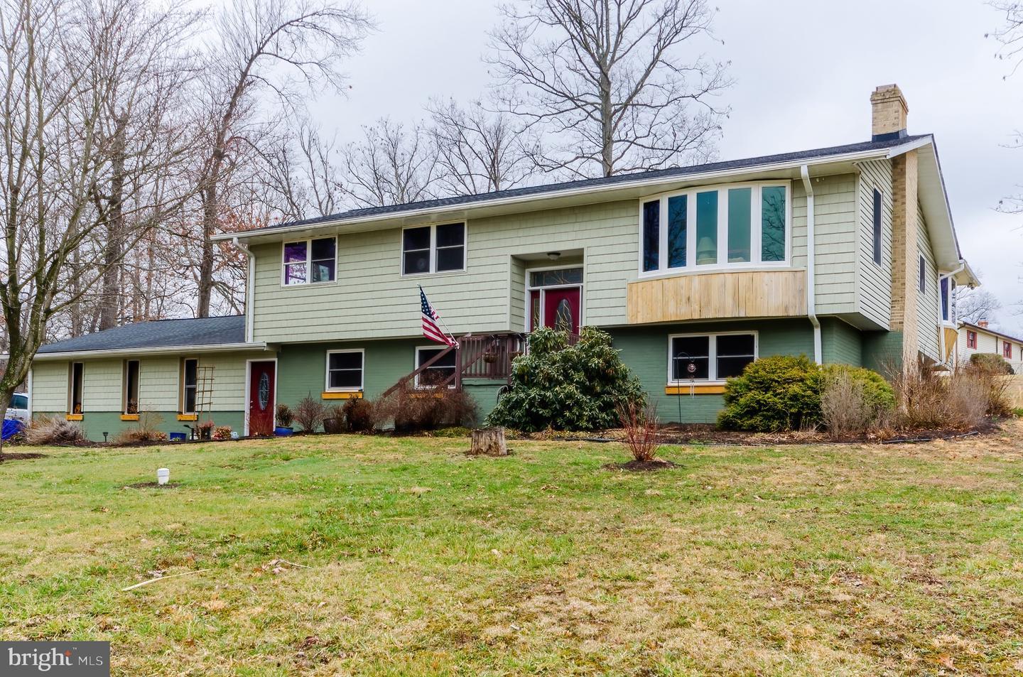 Property Photo:  30 Yankee Court  WV 25427 