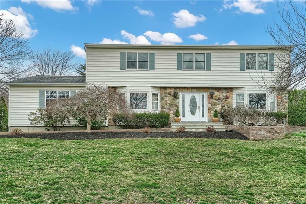 Property Photo: 17 S Cranford Road NY 10954
