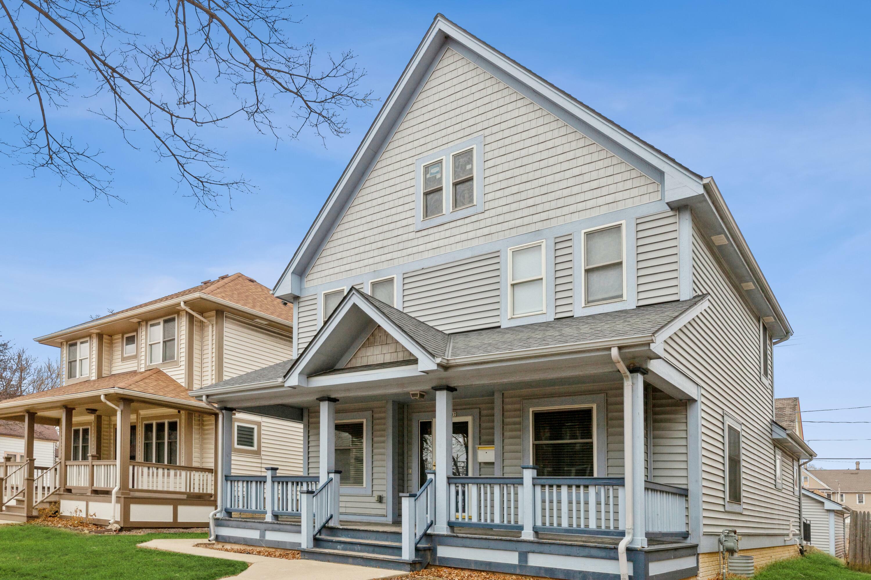 Property Photo: 407 N 29th St WI 53208