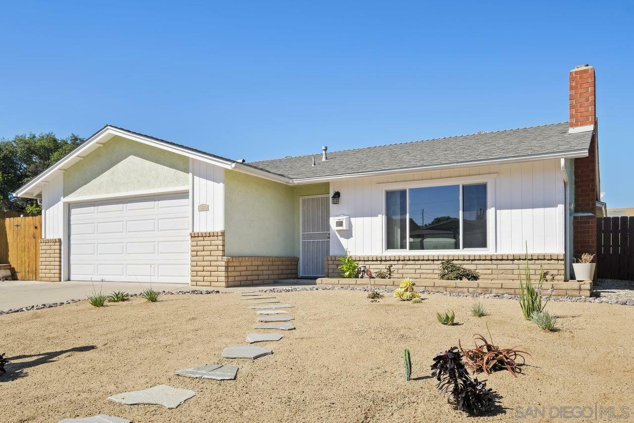 Property Photo:  864 Hale Ct  CA 92020 