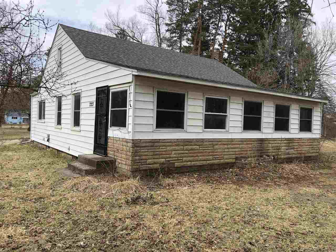 7223 N Dort  Mount Morris MI 48458 photo