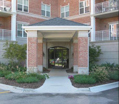 Property Photo:  101 Pointe Dr. 307  IL 60062 