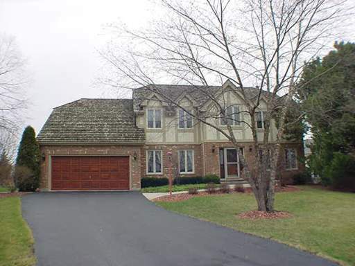 Property Photo:  980 Tudor Court  IL 60047 