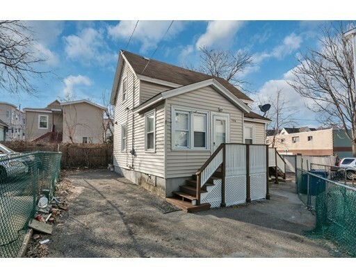 Property Photo:  264 Jackson Street  MA 01841 