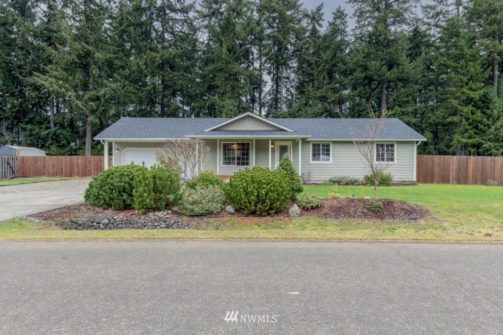 Property Photo:  781 SW Odell Street  WA 98367 