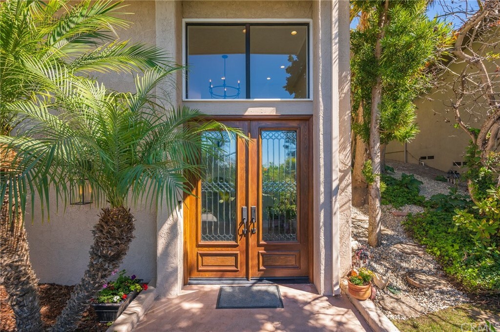 Property Photo: 2636 Via Carrillo CA 90274