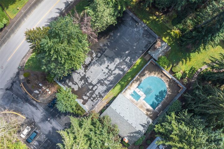 Property Photo:  32330  4th Place S P4  WA 98003 