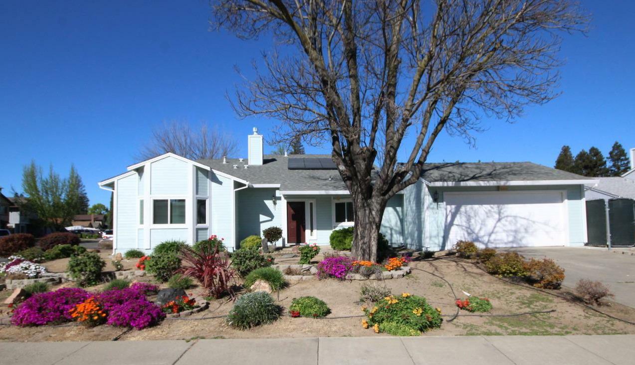 Property Photo:  3141 Azevedo Drive  CA 95833 