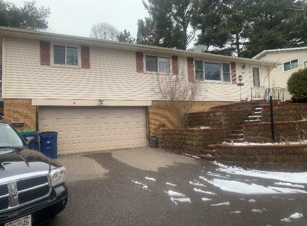 Property Photo:  1310 Greenhill Drive  WI 54401 