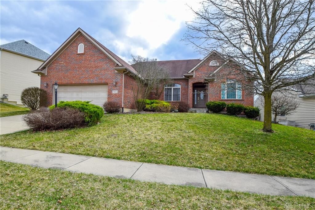 Property Photo: 3924 Berrywood Drive OH 45424