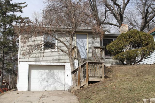 Property Photo: 1569 Stillwater Avenue MN 55106