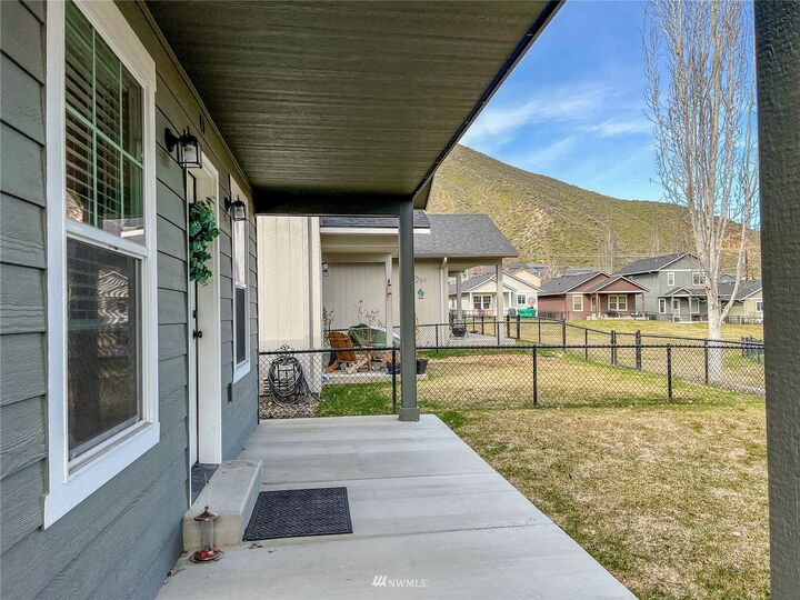 Property Photo:  280 Saddlehorn Lane  WA 98801 