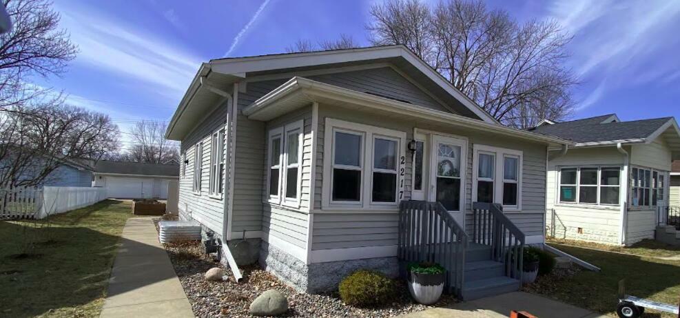 Property Photo:  2217 Wood St  WI 54603 