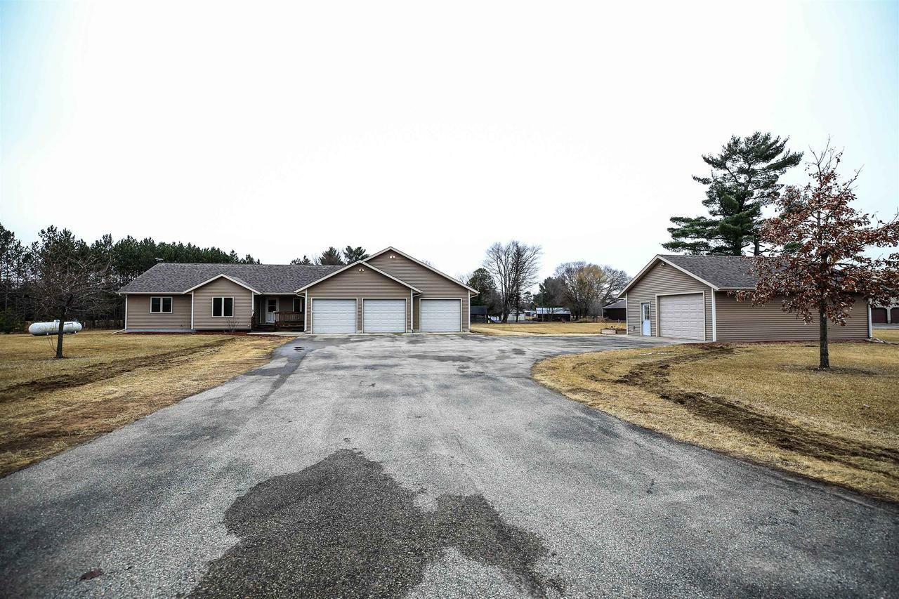 Property Photo:  E3998 Bow And Arrow Drive  WI 54981 