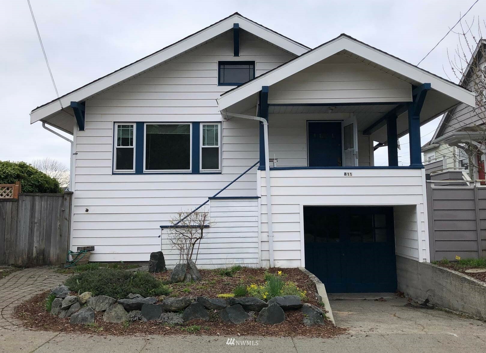 Property Photo:  811 NE 85th Street  WA 98115 