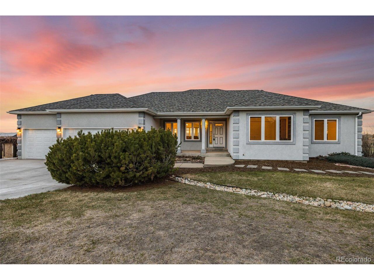 Property Photo: 2158 Country Club Pkwy CO 80543