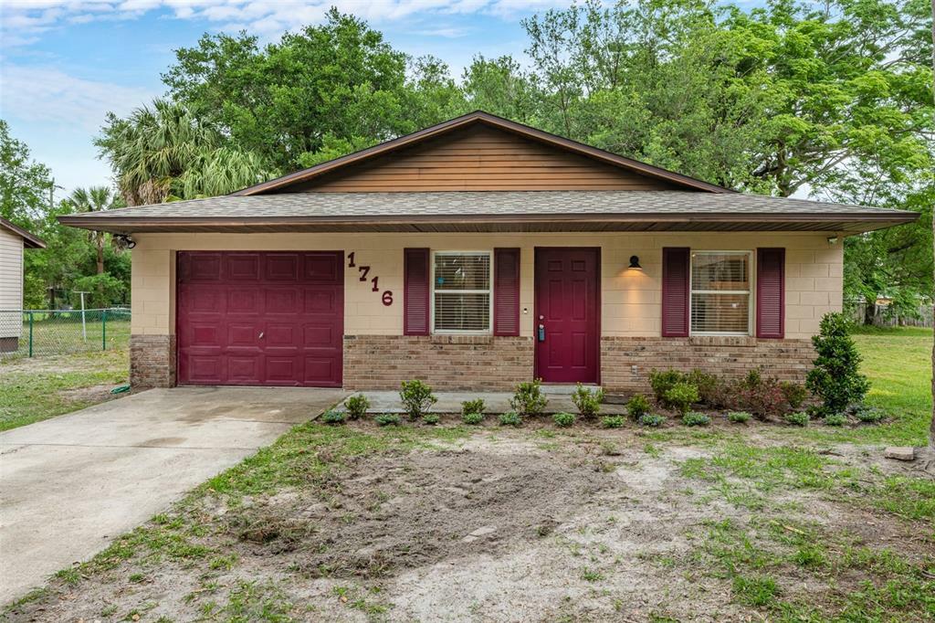 Property Photo:  1716 W 4th Street  FL 32771 