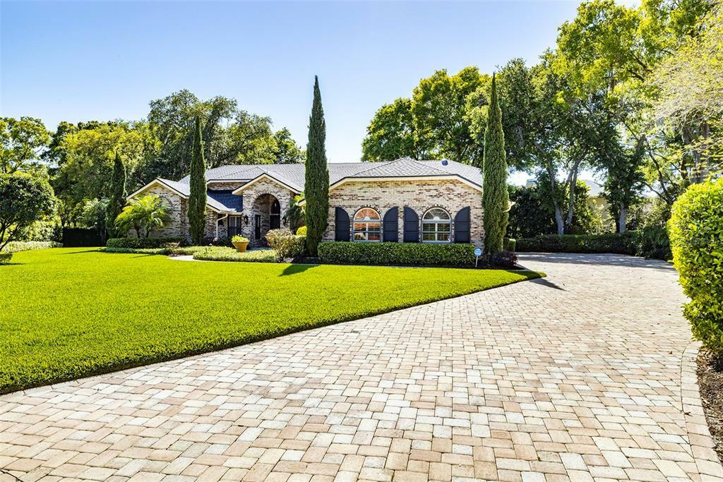 Property Photo: 16504 Adaja De Avila FL 33613
