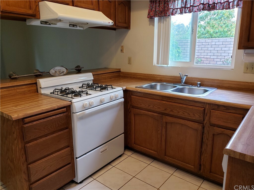 Property Photo:  25570 Orange Crest Way  CA 92354 