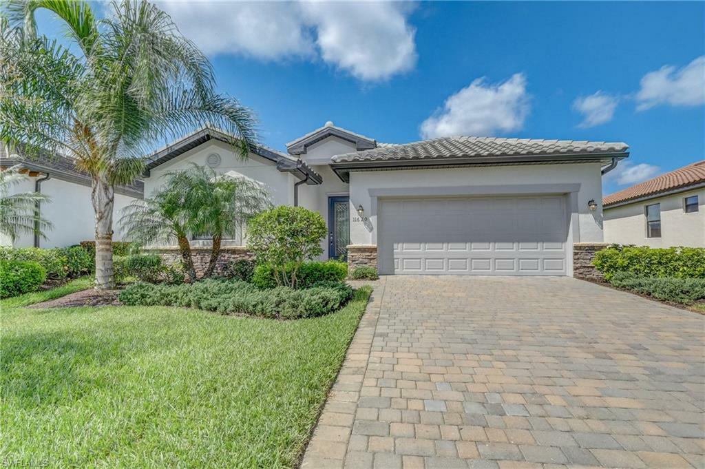 Property Photo: 11620 Onyx Circle FL 33913