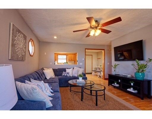 Property Photo:  10 Vale Rd  MA 01880 