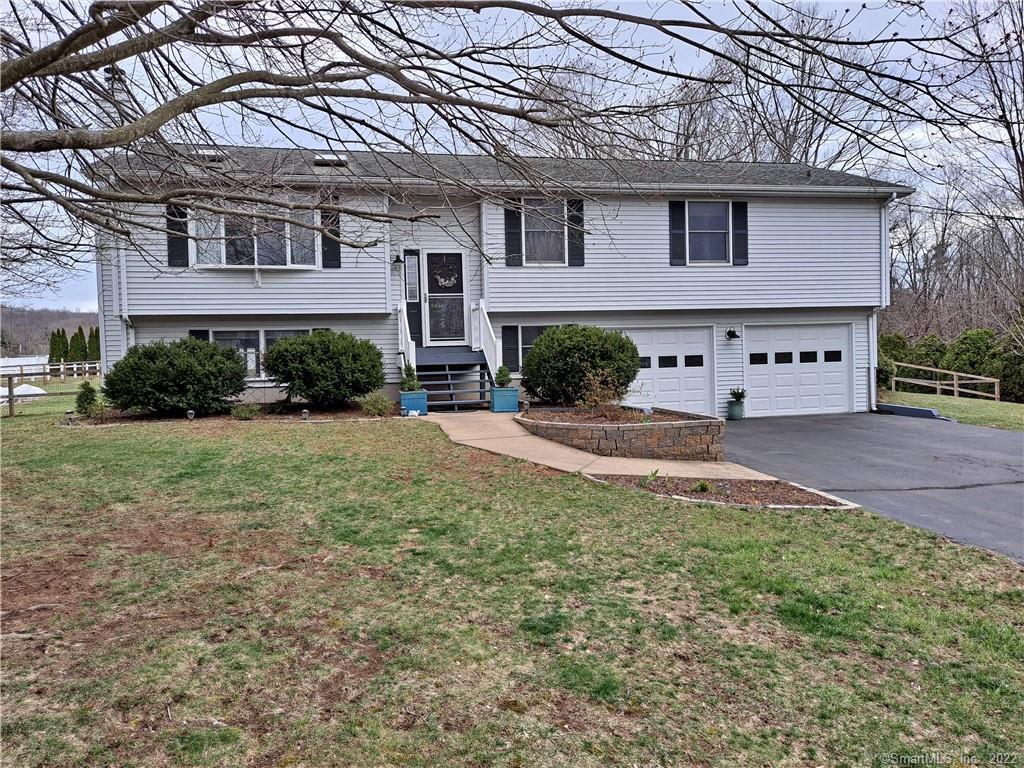 Property Photo: 10 Wood Chase Lane CT 06471