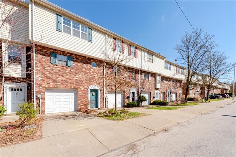 Property Photo:  342 Station Street  PA 15148 