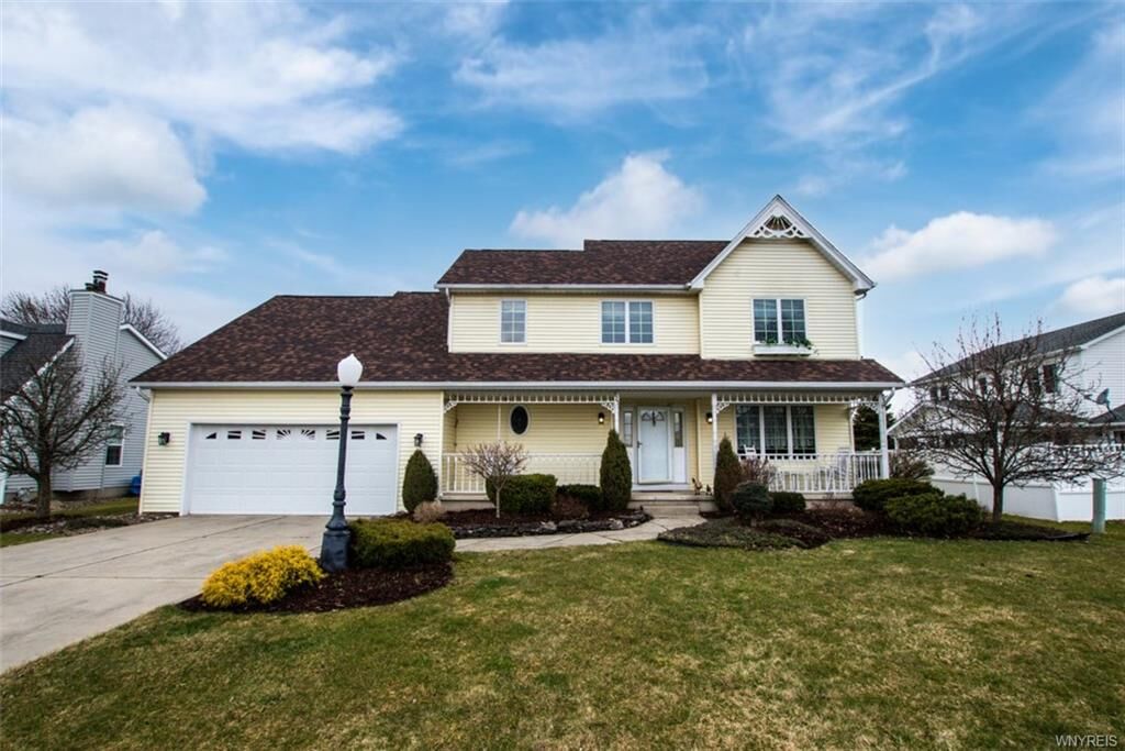 Property Photo:  825 Carter Creek Drive  NY 14072 