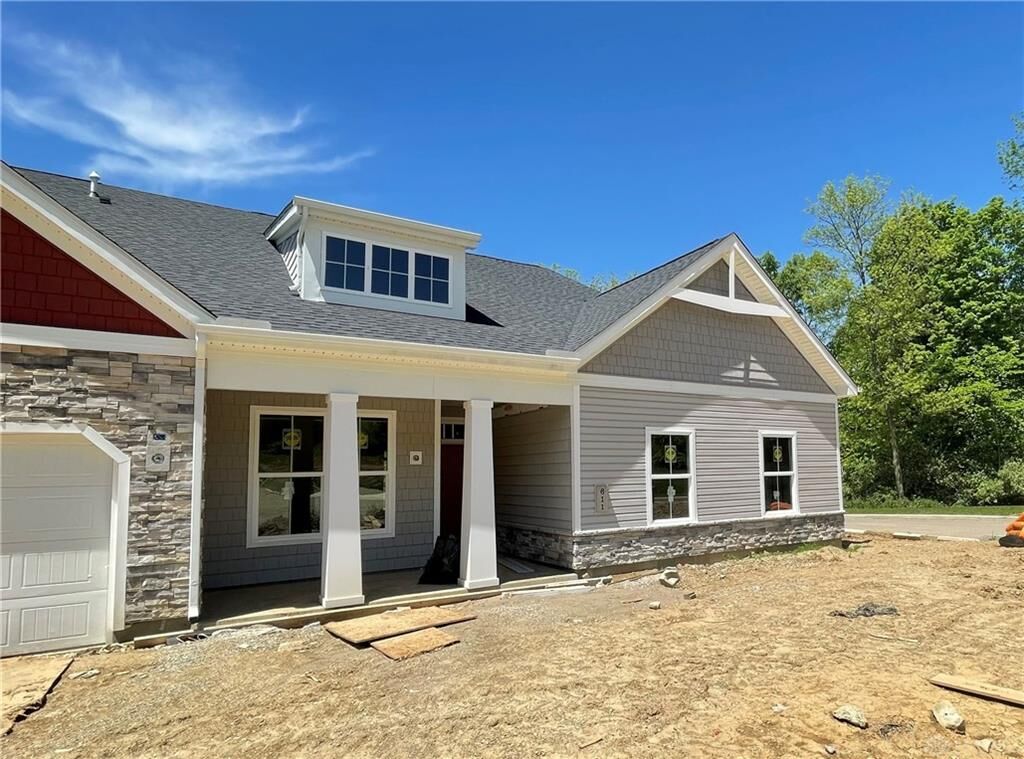 Property Photo:  611 Cape Cod Court  OH 45430 