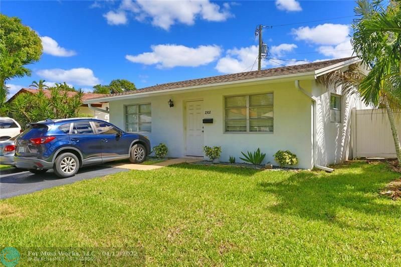 2302 NW 55th St  Tamarac FL 33309 photo