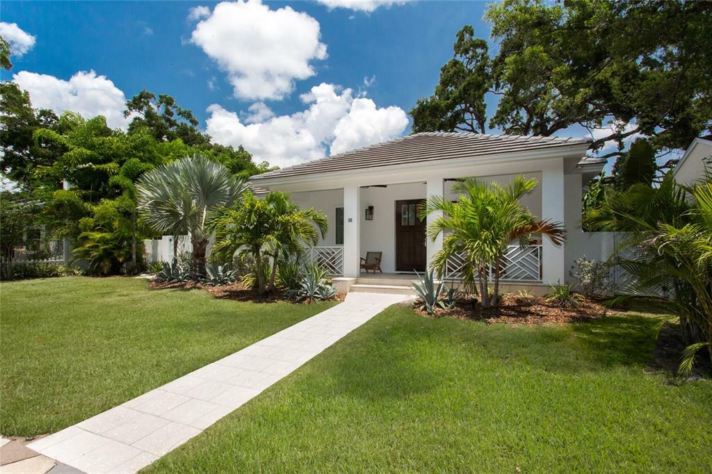 Property Photo:  335 16th Avenue NE  FL 33704 